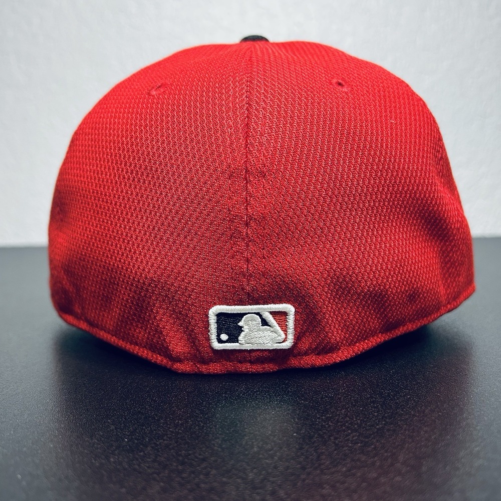 New Era 59FIFTY Cincinnati Reds Mr Red Fitted Hat 7 1/8 MLB On Field Cap Red - Picture 7 of 12